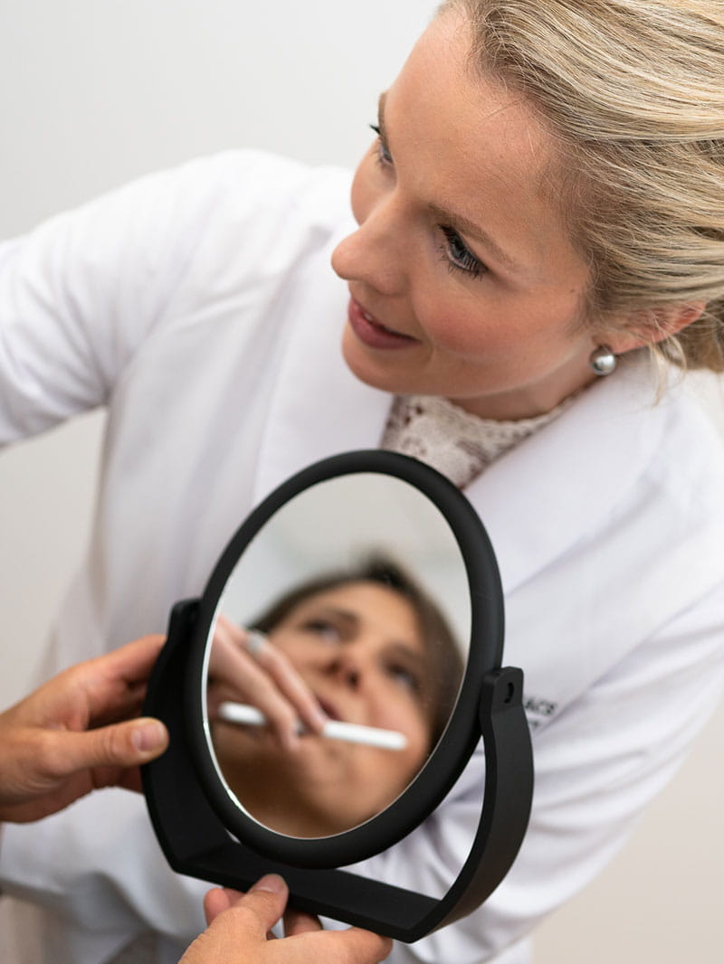 San Diego Plastic surgeon, Dr. Malone with Sciton BBL HEROic patient
